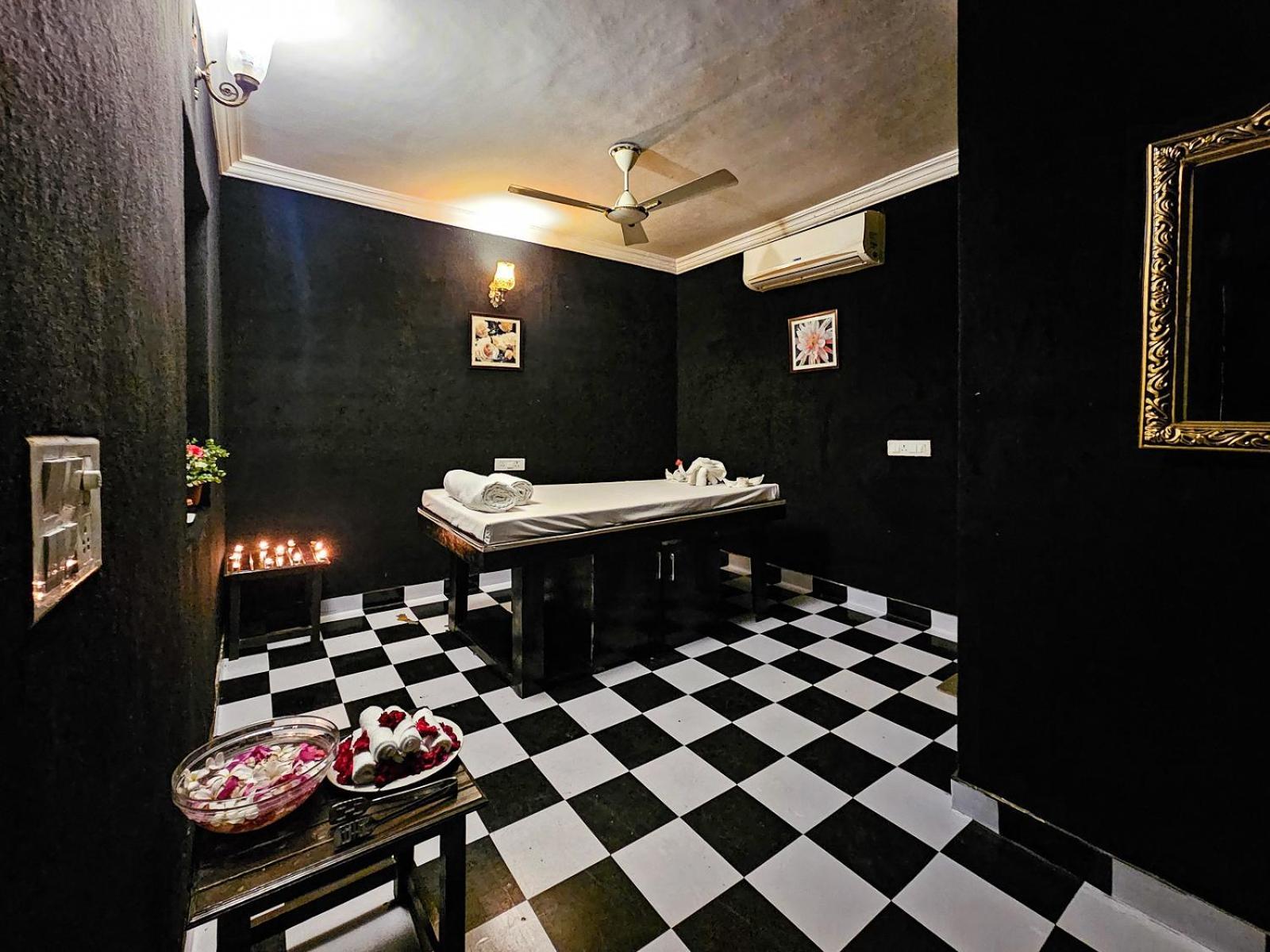 The Amargarh Hotel Udaipur Exterior photo