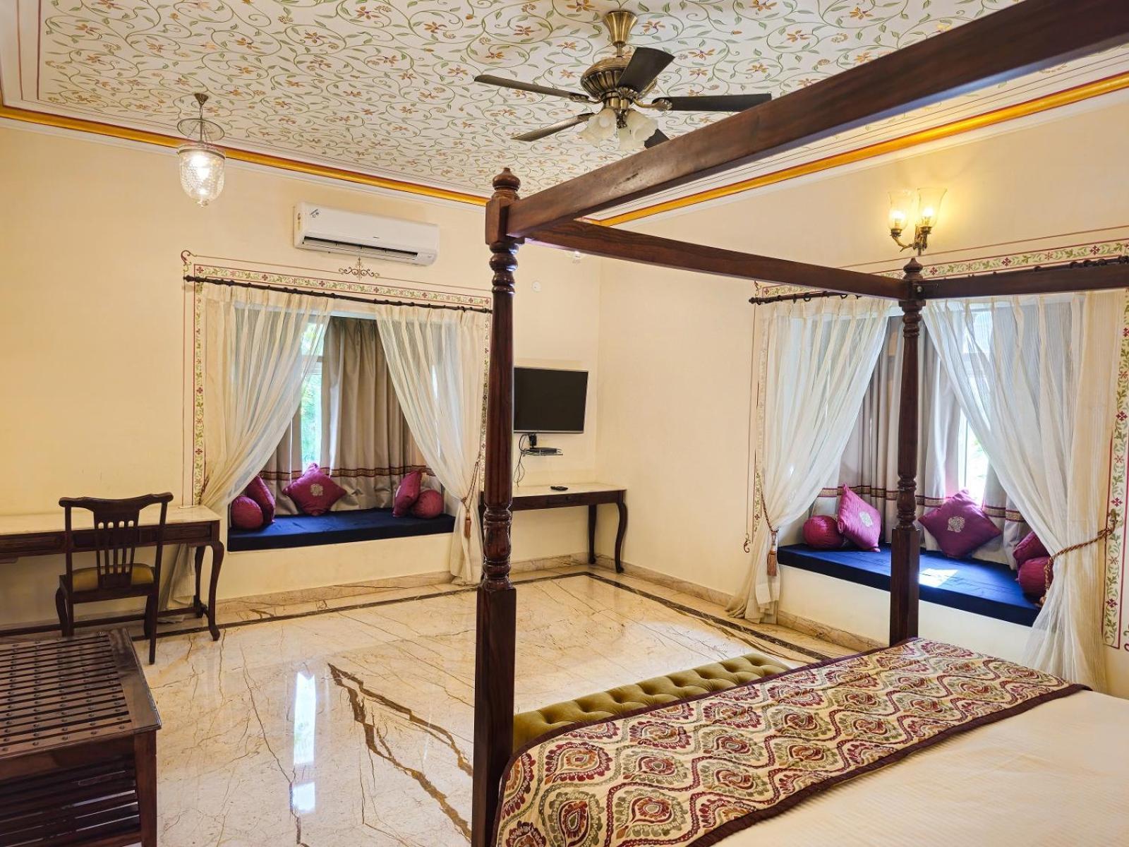 The Amargarh Hotel Udaipur Exterior photo
