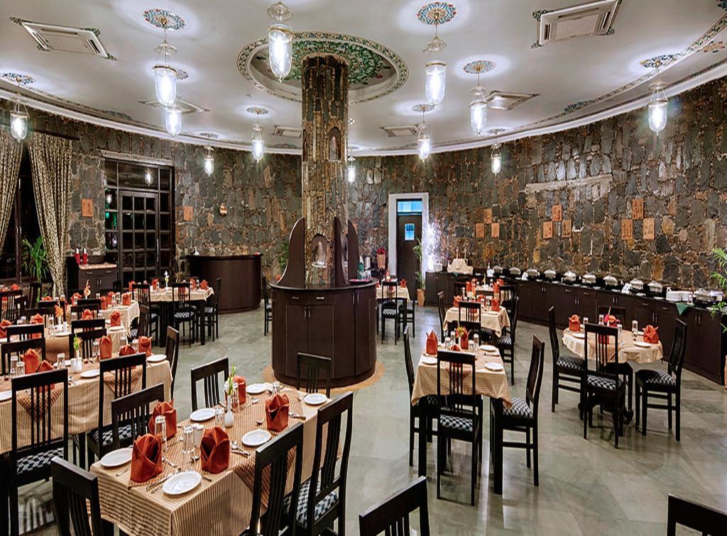 The Amargarh Hotel Udaipur Exterior photo