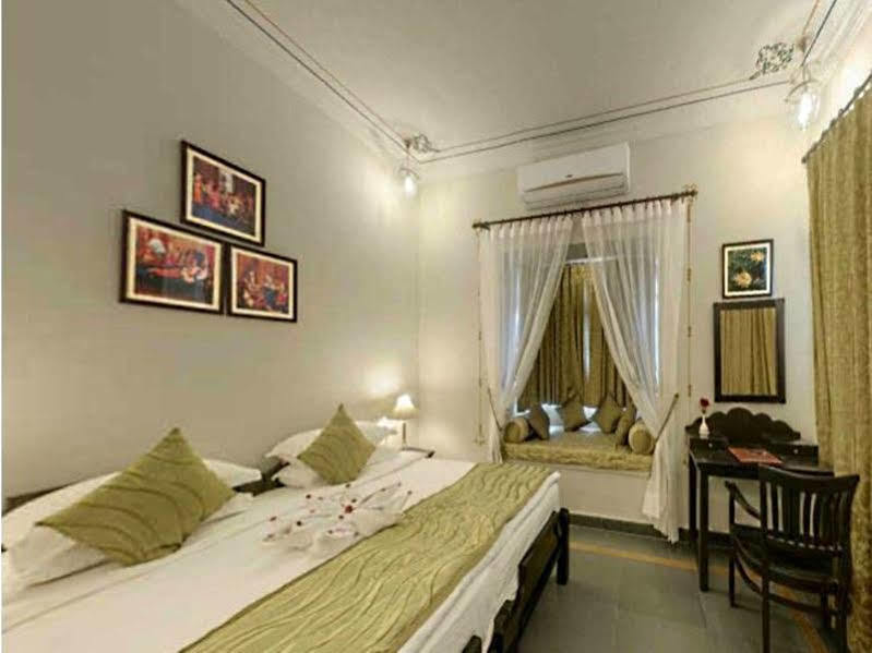 The Amargarh Hotel Udaipur Exterior photo