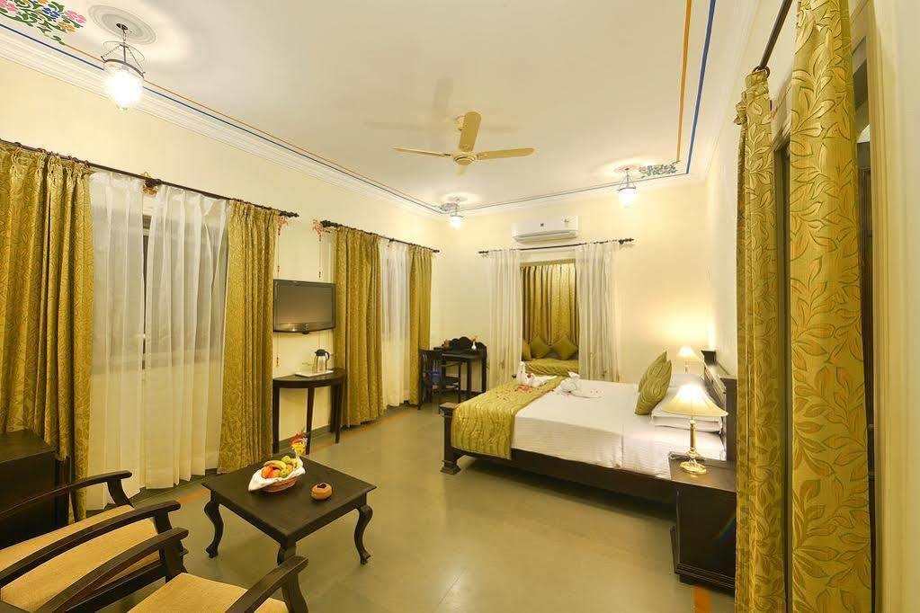 The Amargarh Hotel Udaipur Exterior photo